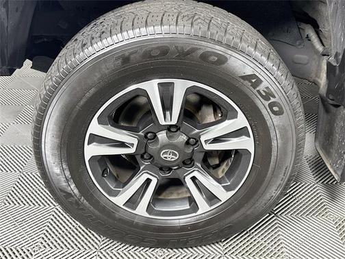 2017 Toyota Tacoma TRD Sport