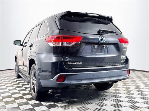 2017 Toyota Highlander Hybrid XLE