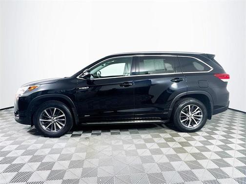 2017 Toyota Highlander Hybrid XLE