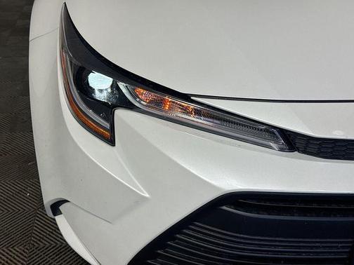 Wind Chill Pearl 2026 Toyota Corolla LE