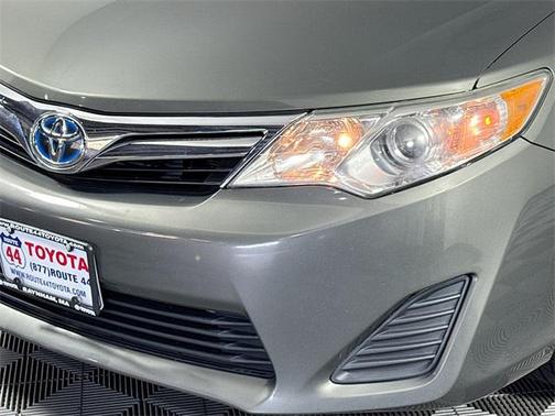 2012 Toyota Camry Hybrid LE