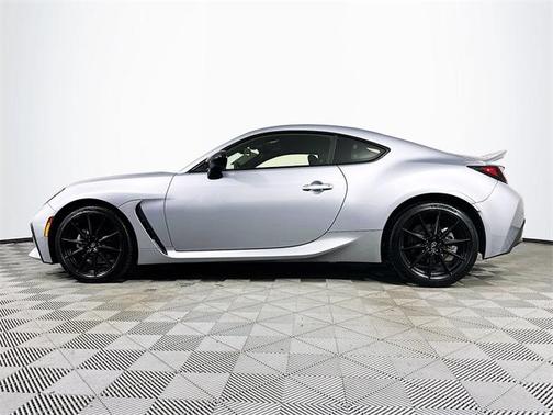 2025 Toyota GR86 Premium