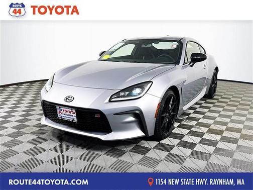 2025 Toyota GR86 Premium