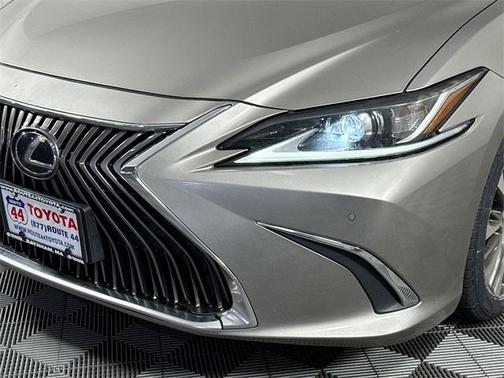 2019 Lexus ES 350 Base