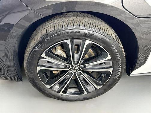 2024 Toyota bZ4X Limited