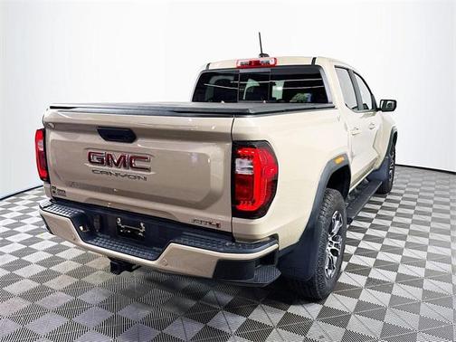 2024 GMC Canyon AT4