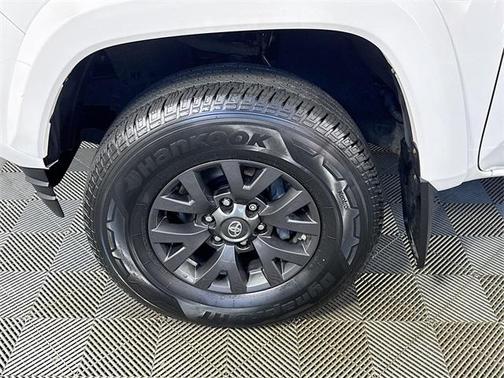 2020 Toyota Tacoma SR5
