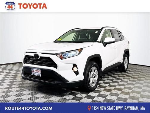 2020 Toyota RAV4 XLE