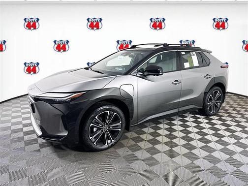 2025 Toyota bZ4X Limited
