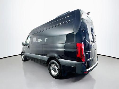 2023 Mercedes-Benz Sprinter 2500 Standard Roof