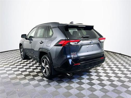2021 Toyota RAV4 Prime SE