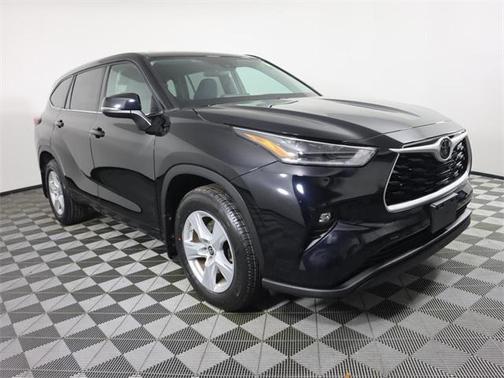 2021 Toyota Highlander LE