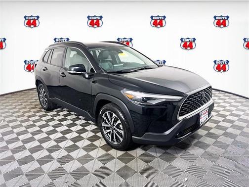 2022 Toyota Corolla Cross XLE