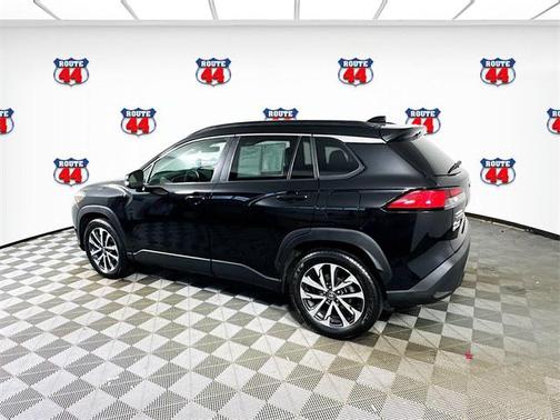 2022 Toyota Corolla Cross XLE