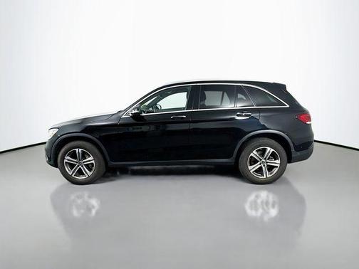 Black 2022 Mercedes-Benz GLC 300 4MATIC