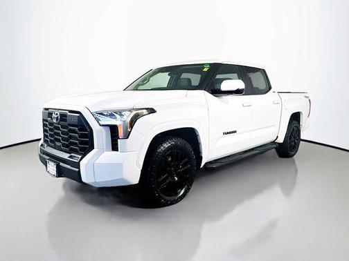 Ice Cap 2024 Toyota Tundra SR5