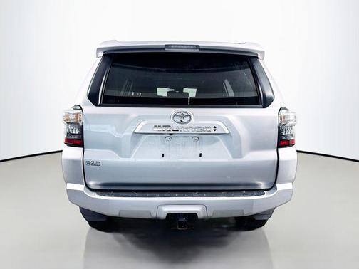 Classic Silver Metallic 2024 Toyota 4Runner SR5 Premium