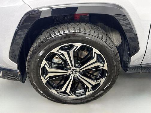 2024 Toyota RAV4 Prime XSE