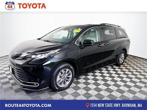 2023 Toyota Sienna XLE 7 Passenger