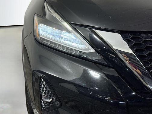 Magnetic Black Pearl 2019 Nissan Murano SV