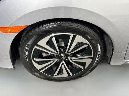 Silver 2017 Honda Civic EX-L