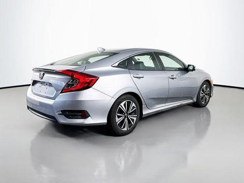 Silver 2017 Honda Civic EX-L