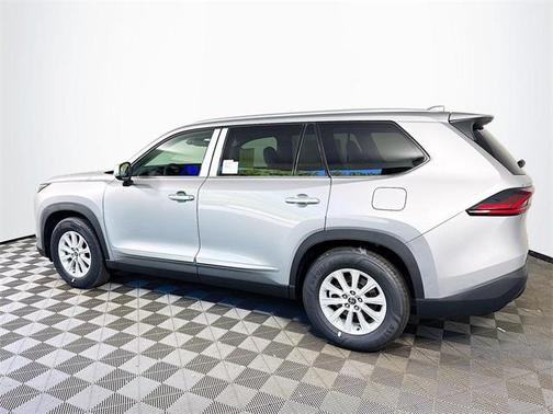 2025 Toyota Grand Highlander XLE