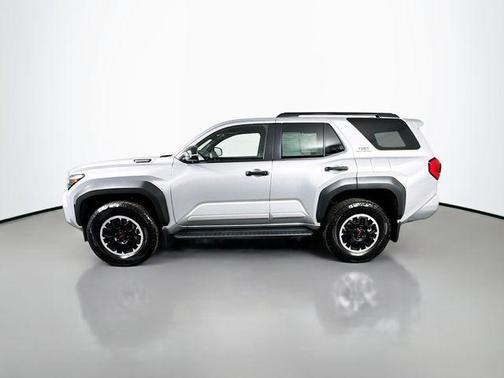 2025 Toyota 4Runner TRD Off Road