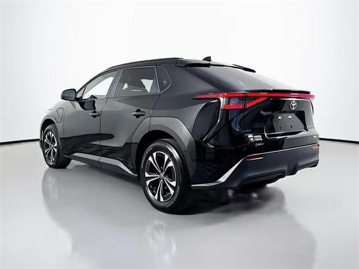 2025 Toyota bZ4X XLE