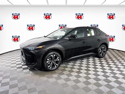 2025 Toyota bZ4X XLE