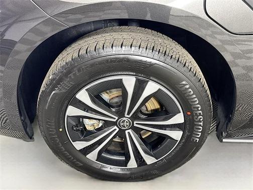 2025 Toyota bZ4X XLE