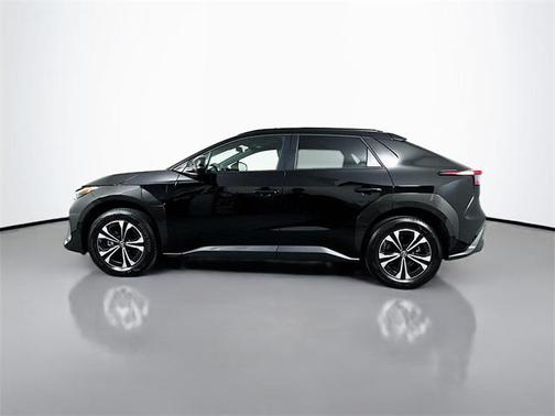 2025 Toyota bZ4X XLE