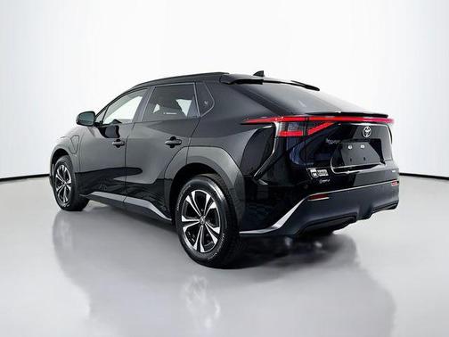 2025 Toyota bZ4X XLE
