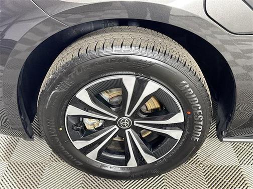 2025 Toyota bZ4X XLE