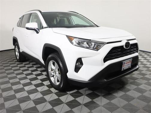 2020 Toyota RAV4 XLE