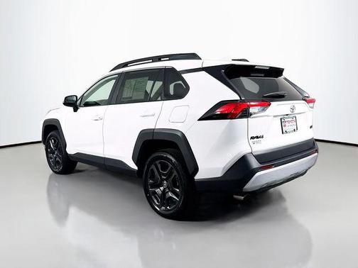 Ice 2024 Toyota RAV4 Adventure
