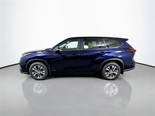 2026 Toyota Highlander Hybrid XLE