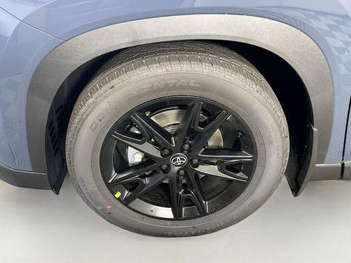 Cloud 2026 Toyota Grand Highlander Limited
