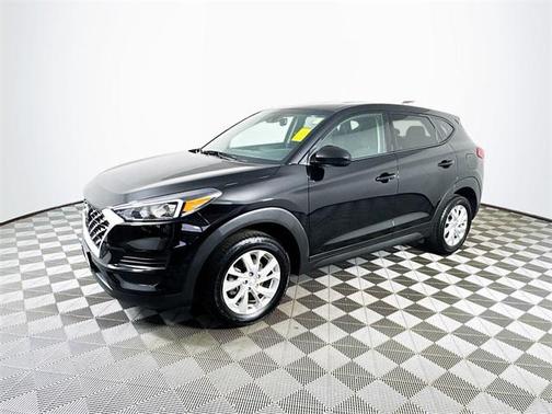 2021 Hyundai TUCSON SE