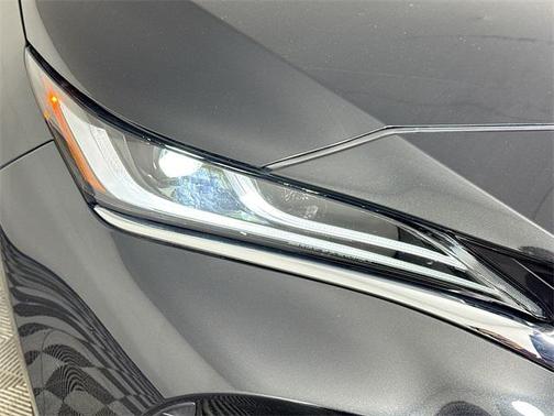 2023 Toyota Venza XLE