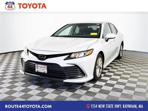 2022 Toyota Camry LE
