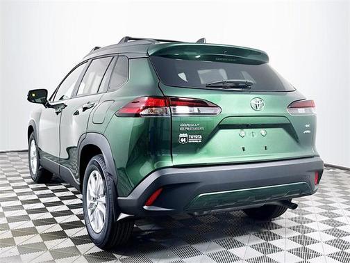 2026 Toyota Corolla Cross LE