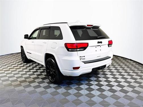 2017 Jeep Grand Cherokee Altitude