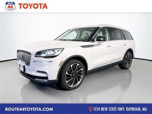 Ceramic Pearl Metallic Tri-Coat 2023 Lincoln Aviator Reserve AWD