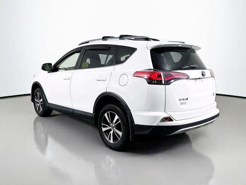 Super White 2017 Toyota RAV4 XLE
