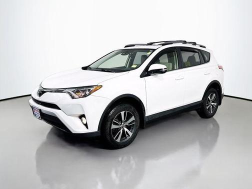 Super White 2017 Toyota RAV4 XLE