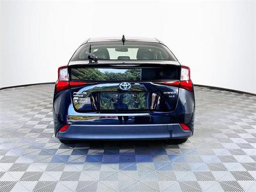 2021 Toyota Prius XLE