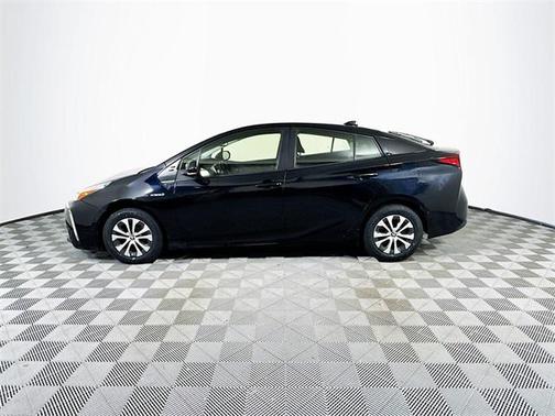 2021 Toyota Prius XLE