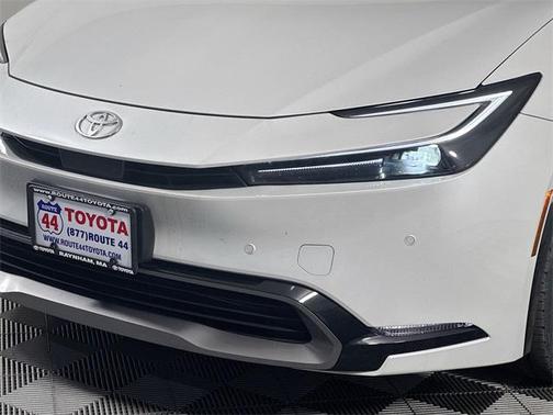 2024 Toyota Prius XLE