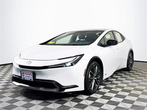 2024 Toyota Prius XLE